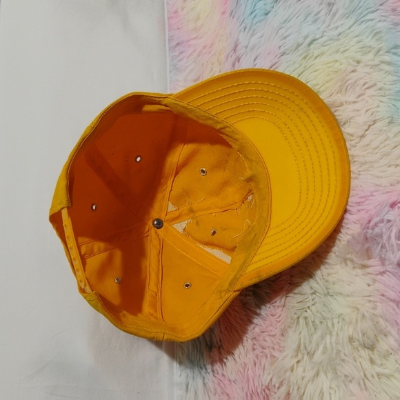 John Deere Vintage 80's Snap Back Trucker Hat - Picture 6 of 11